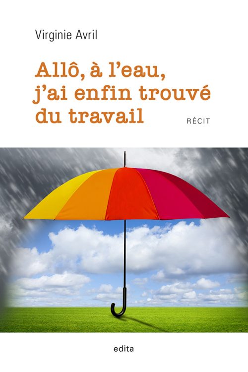 Un parapluie de toutes les couleurs devant un ciel d'orage