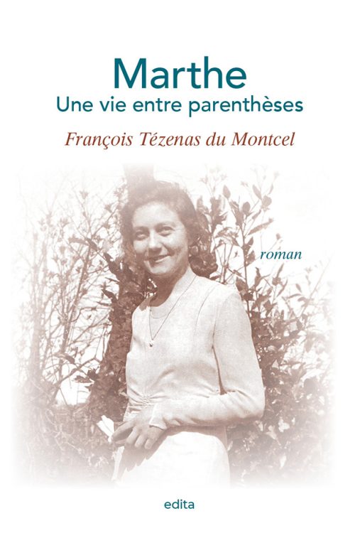 Portrait d'une femme datant de la moitié XXe siècle.